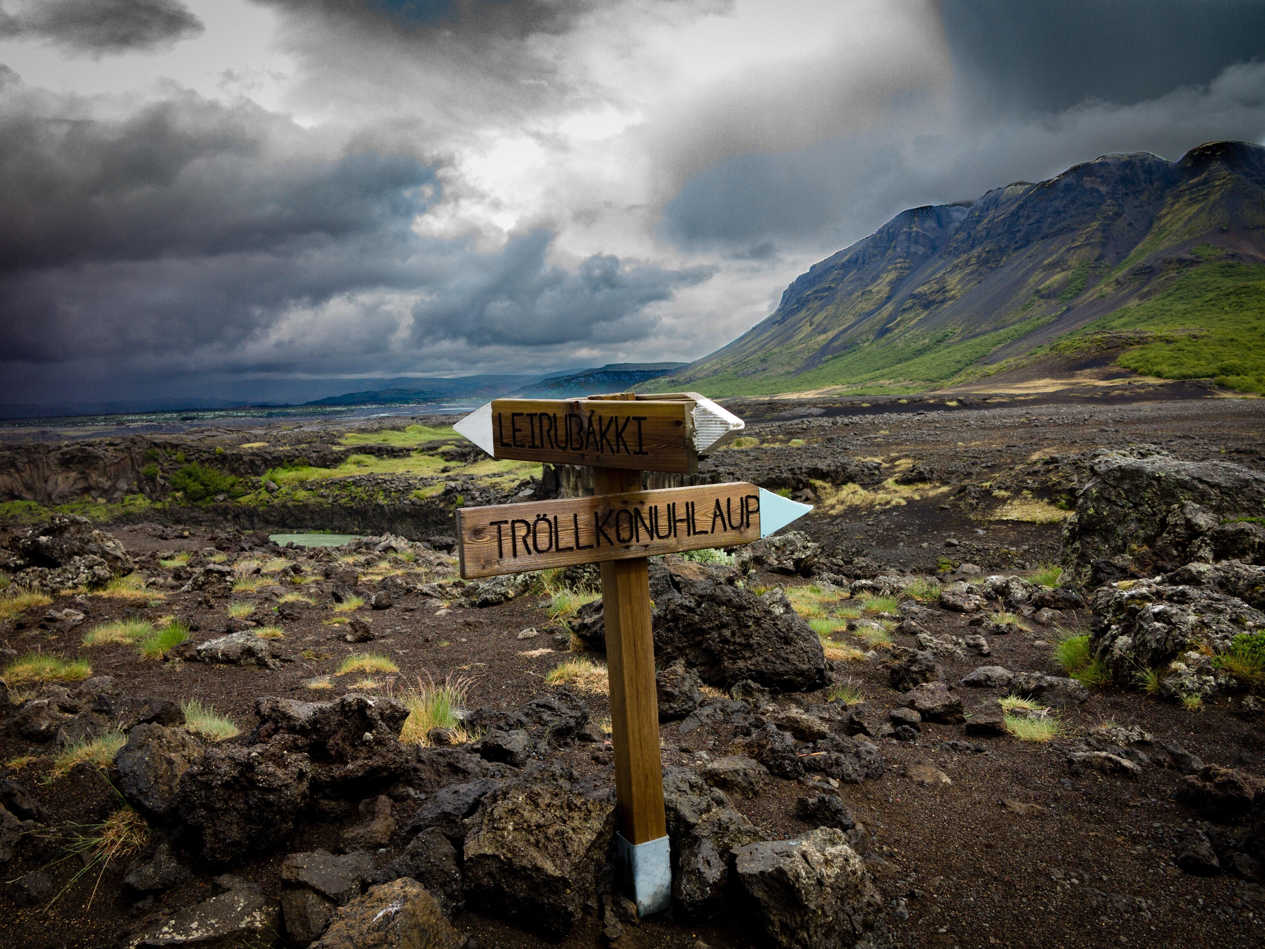 Ótroðnar slóðir!